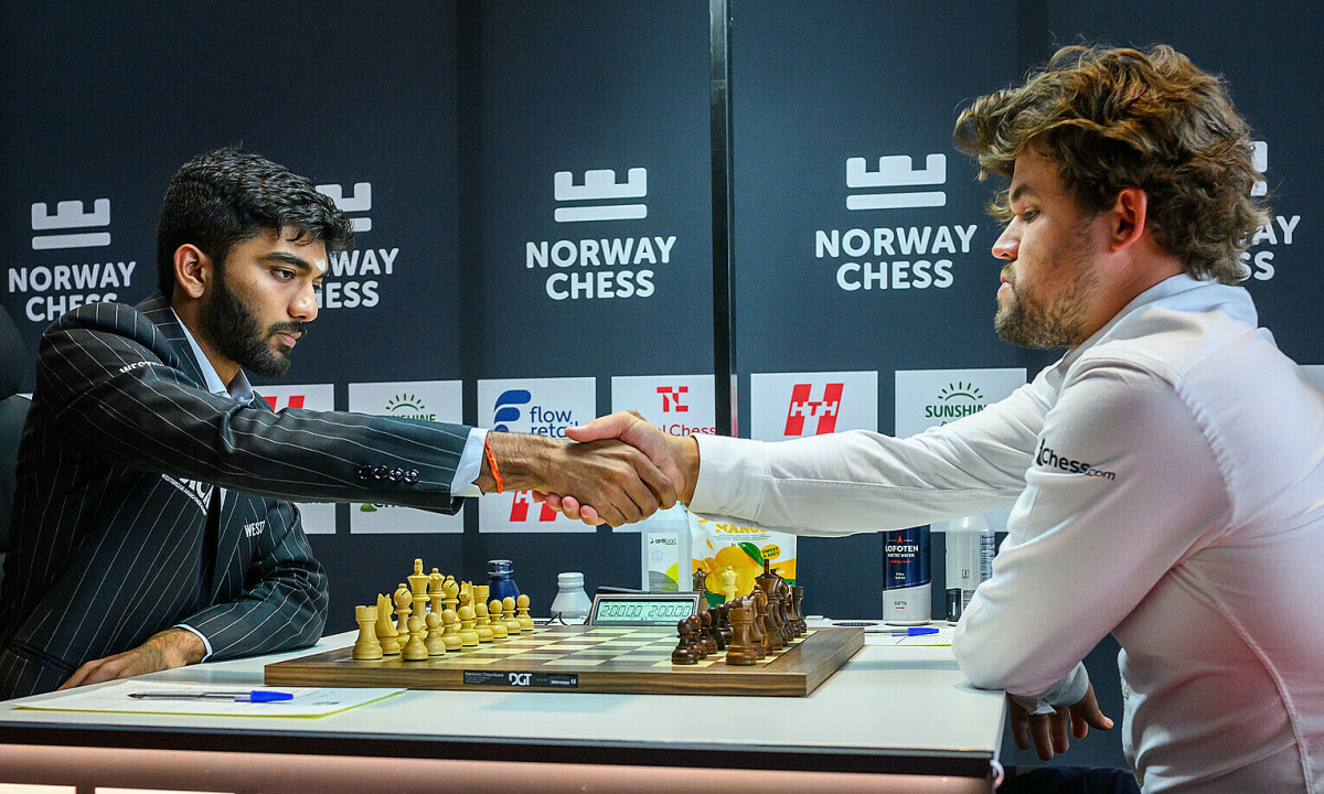 Carlsen gieo sầu cho Vua cờ Gukesh ở siêu giải Na Uy - hình ảnh - jun88go.vip