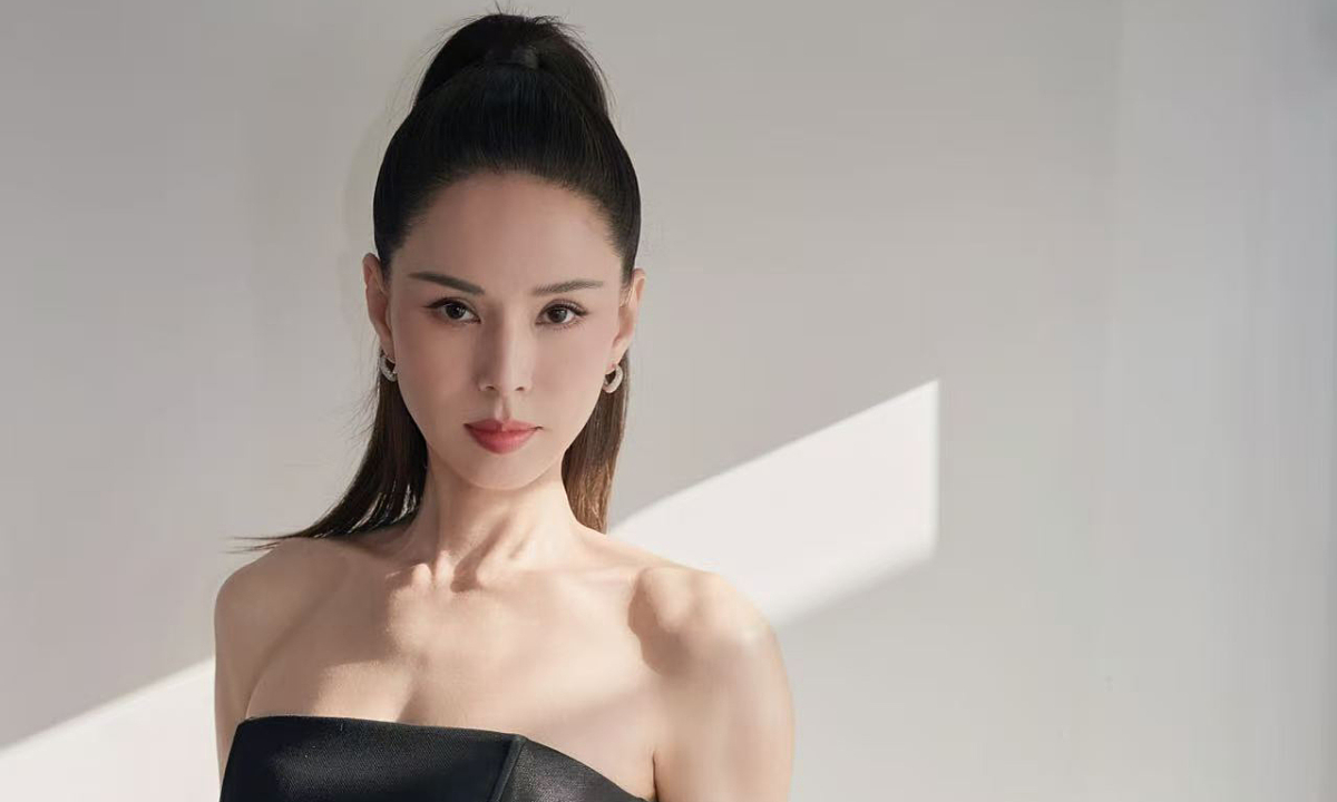 Lý Nhược Đồng Vui Vẻ Chọn Độc Thân: Phụ Nữ Không Cần Kết Hôn Mới Trọn Vẹn - hình ảnh - jun88go.vip Lý Nhược Đồng Vui Vẻ Chọn Độc Thân: Phụ Nữ Không Cần Kết Hôn Mới Trọn Vẹn - hình ảnh - jun88go.vip