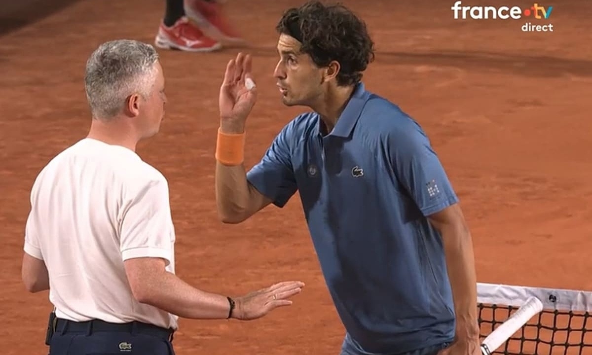 JUN88 cược thể thao: Căng thẳng vết bóng gây tranh cãi tại Roland Garros 2026 - hình ảnh - jun88go.vip