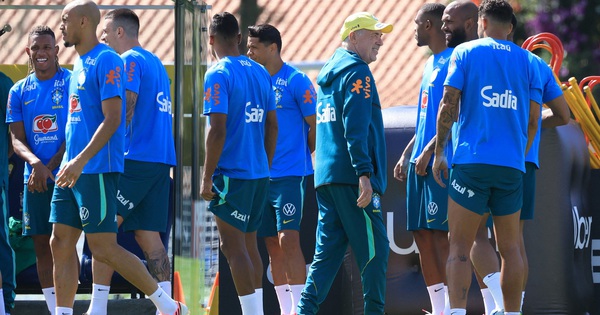 Neymar tập nhẹ với dáng đi khập khiễng, Ancelotti ra tối hậu thư trước ngày 12.6 - hình ảnh - jun88go.vip