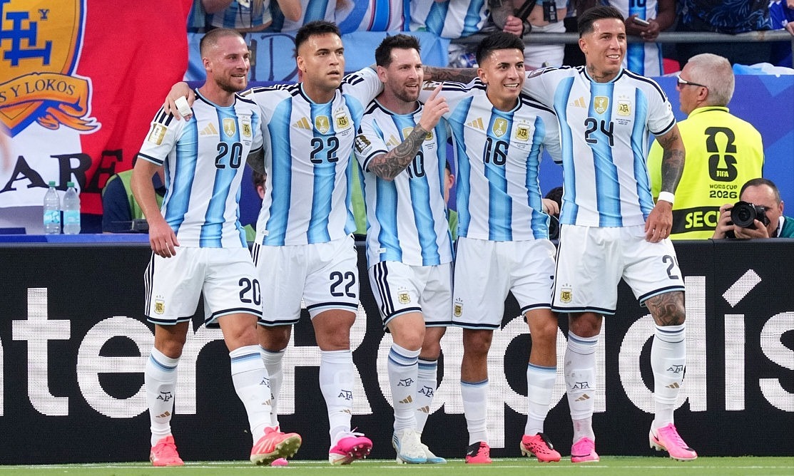 Mac Allister: ‘Rất khó học theo Messi’ – Bài học từ thiên tài và cơ hội trải nghiệm JUN88 VIP - hình ảnh - jun88go.vip