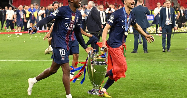Ousmane Dembele trước thời cơ lịch sử: Vô địch World Cup và Quả bóng vàng trong tay? - hình ảnh - jun88go.vip Ousmane Dembele trước thời cơ lịch sử: Vô địch World Cup và Quả bóng vàng trong tay? - hình ảnh - jun88go.vip