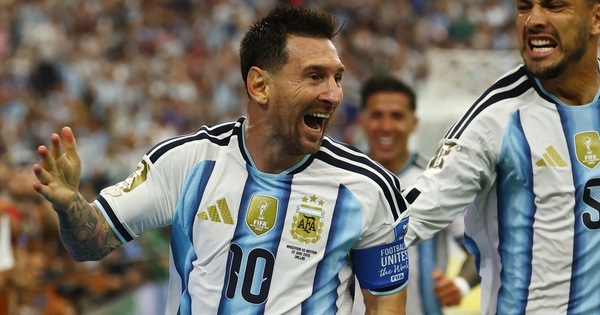 Messi đảo ngược tình thế trong cuộc đua Vua phá lưới World Cup: Bỏ xa Ronaldo, kém một người - hình ảnh - jun88go.vip