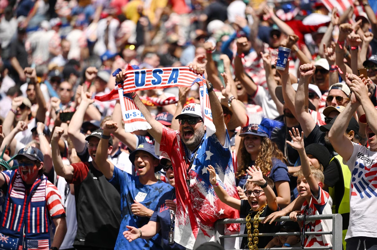 Mỹ Vô Địch World Cup Phi Chính Thức? Cơ Hội Cá Cược Bóng Đá Online Hấp Dẫn Cùng JUN88 - hình ảnh - jun88go.vip Mỹ Vô Địch World Cup Phi Chính Thức? Cơ Hội Cá Cược Bóng Đá Online Hấp Dẫn Cùng JUN88 - hình ảnh - jun88go.vip