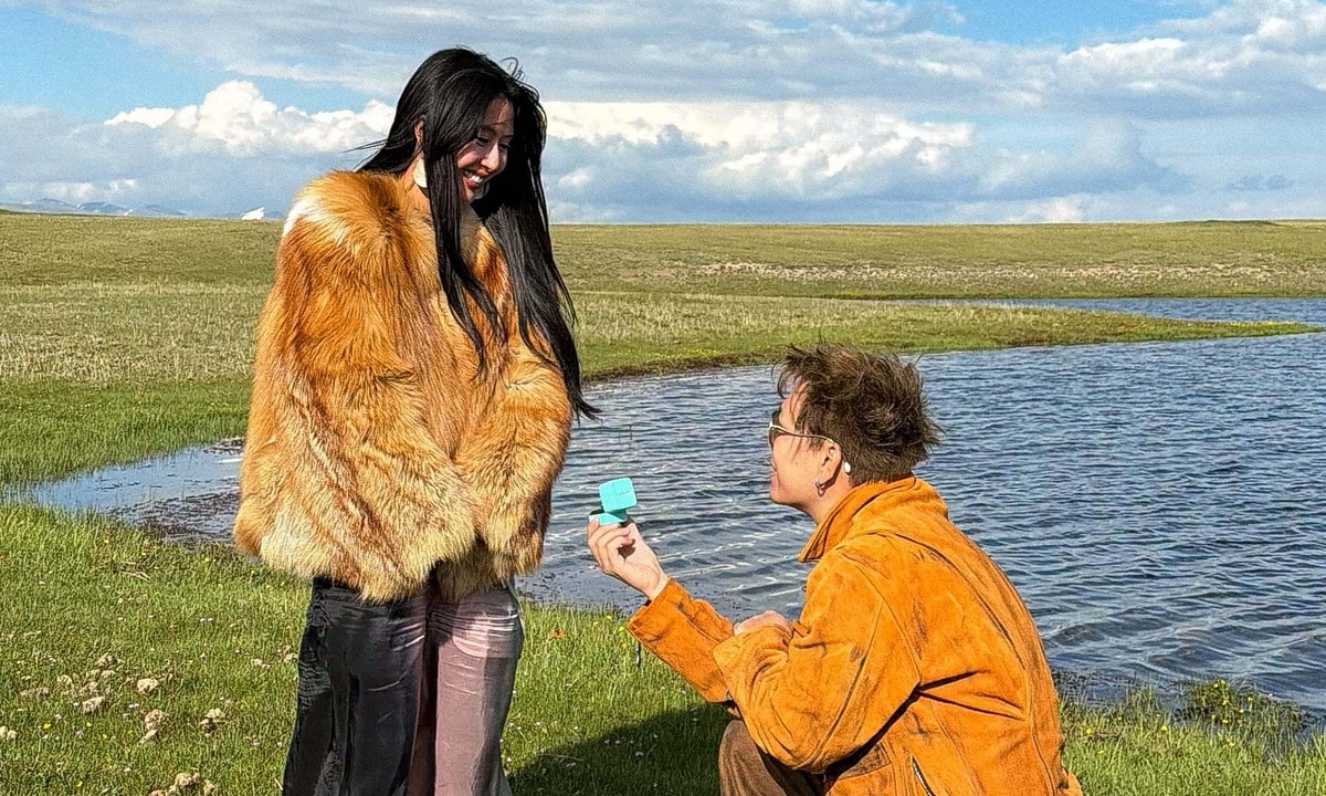 JUN88 chính thức: Quỳnh Anh Shyn nhận lời cầu hôn tại Kyrgyzstan - hình ảnh - jun88go.vip