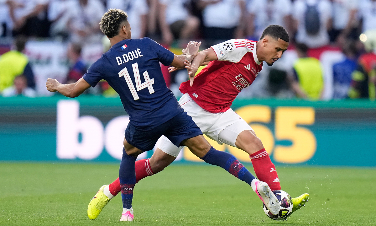 Pháp đối mặt nguy cơ mất trụ cột Saliba vì chung kết Champions League - hình ảnh - jun88go.vip