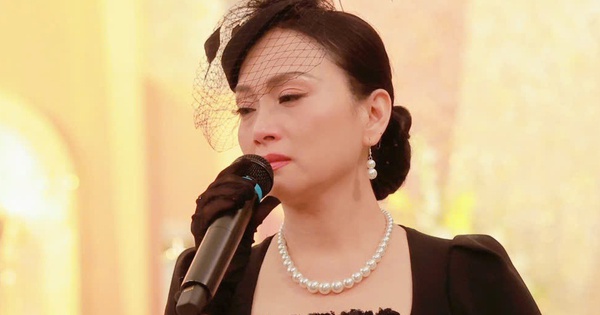 Ca sĩ Hà Phương và người ân Thúy Uyển: Hành trình lập nghiệp đầy gian nan tại Mỹ - hình ảnh - jun88go.vip Ca sĩ Hà Phương và người ân Thúy Uyển: Hành trình lập nghiệp đầy gian nan tại Mỹ - hình ảnh - jun88go.vip
