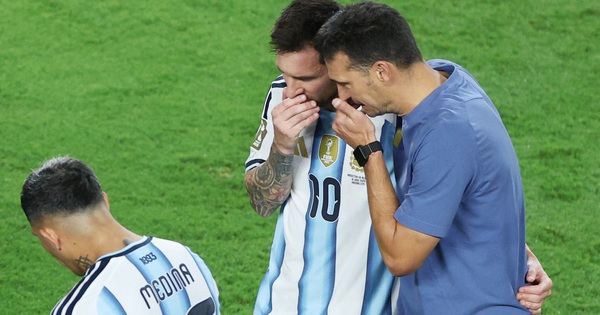 Scaloni đáp trả HLV Ancelotti khi chê Argentina ‘đá chậm’, tiết lộ Messi rất ổn: góc nhìn mới cho người chơi Việt - hình ảnh - jun88go.vip Scaloni đáp trả HLV Ancelotti khi chê Argentina ‘đá chậm’, tiết lộ Messi rất ổn: góc nhìn mới cho người chơi Việt - hình ảnh - jun88go.vip