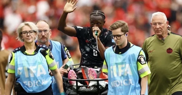 Cầu thủ đầu tiên chia tay World Cup 2026 vì chấn thương: Ismael Kone gãy chân sau trận thắng Qatar - hình ảnh - jun88go.vip Cầu thủ đầu tiên chia tay World Cup 2026 vì chấn thương: Ismael Kone gãy chân sau trận thắng Qatar - hình ảnh - jun88go.vip