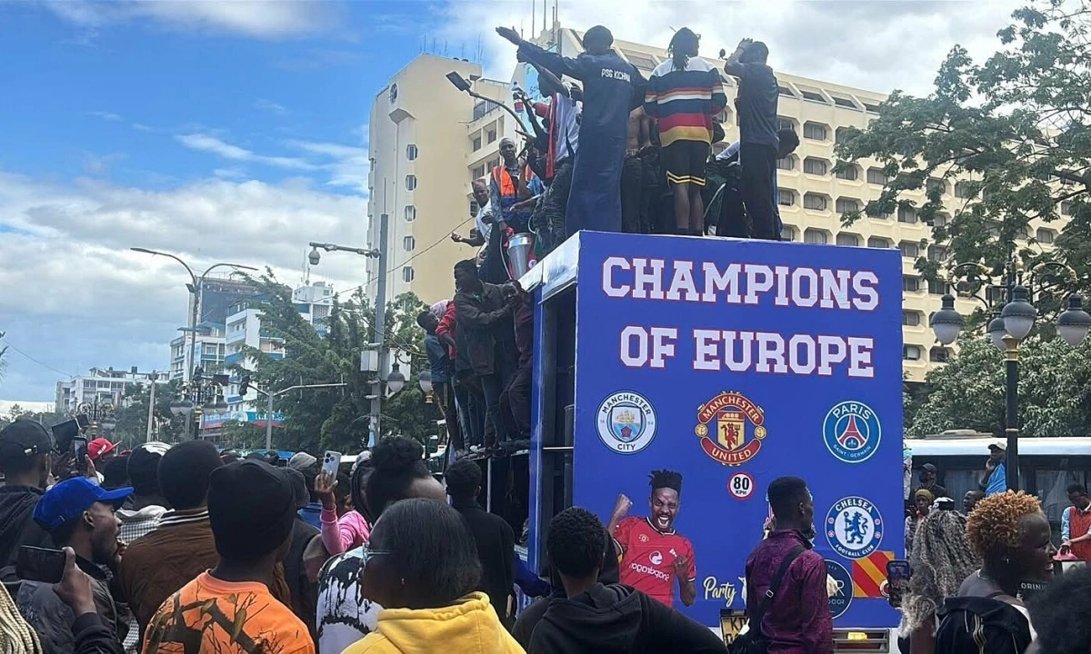 CĐV Man Utd dẫn đầu đoàn diễu hành ăn mừng thất bại của Arsenal tại Nairobi - hình ảnh - jun88go.vip