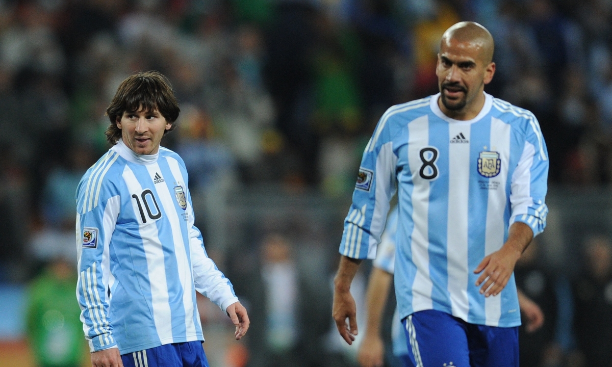 Veron: ‘Messi cần phải để đồng đội giúp sức’ - hình ảnh - jun88go.vip