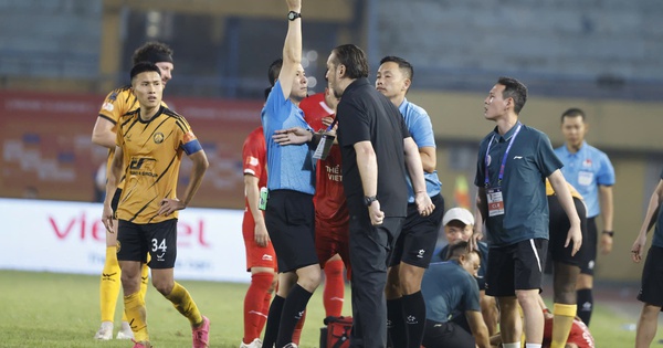 HLV Popov dọa rời V-League sau trận hòa gây tranh cãi của Thể Công Viettel - hình ảnh - jun88go.vip HLV Popov dọa rời V-League sau trận hòa gây tranh cãi của Thể Công Viettel - hình ảnh - jun88go.vip