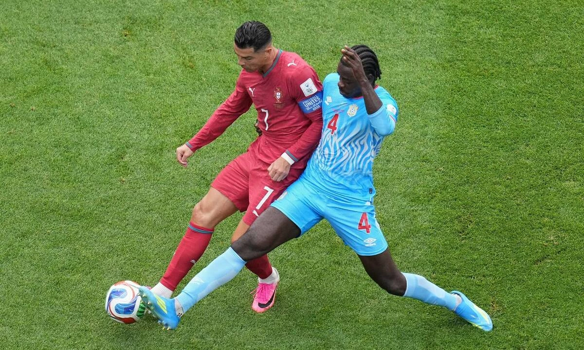 Ronaldo tịt ngòi 10 trận liên tiếp: Dấu hỏi lớn trước thềm World Cup 2026 - hình ảnh - jun88go.vip Ronaldo tịt ngòi 10 trận liên tiếp: Dấu hỏi lớn trước thềm World Cup 2026 - hình ảnh - jun88go.vip
