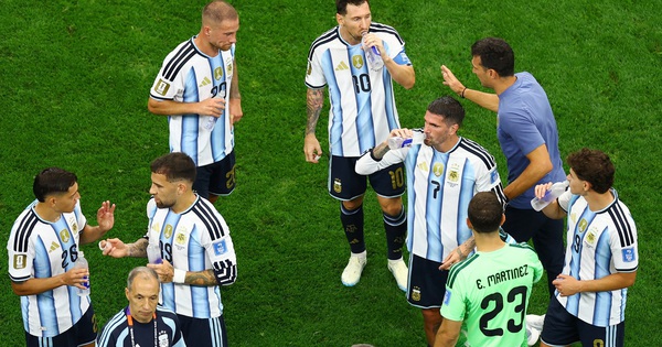 Messi răm rắp tuân lệnh, không bao giờ ‘cãi’ HLV Scaloni nửa lời, đủ tuyệt kỹ đấu… World Cup 2030 - hình ảnh - jun88go.vip