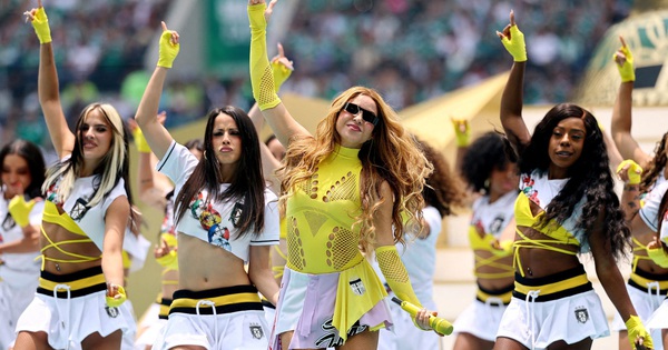 Shakira nhảy múa ăn mừng khi Colombia có vé đi tiếp, vì sao Ronaldo phải lo? - hình ảnh - jun88go.vip