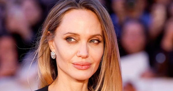 JUN88 bắn cá và vụ tranh chấp tài chính mới của Angelina Jolie với Brad Pitt - hình ảnh - jun88go.vip JUN88 bắn cá và vụ tranh chấp tài chính mới của Angelina Jolie với Brad Pitt - hình ảnh - jun88go.vip