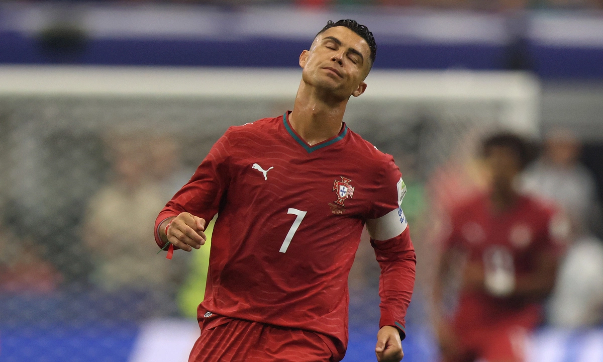 Ronaldo So Sánh Euro Với World Cup: Cơ Hội Cược Thể Thao Không Thể Bỏ Lỡ Cùng JUN88 - hình ảnh - jun88go.vip