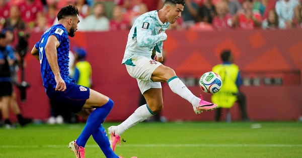 Ronaldo xé lưới vòng knock-out World Cup, JUN88 chúc mừng fan Bồ Đào Nha - hình ảnh - jun88go.vip Ronaldo xé lưới vòng knock-out World Cup, JUN88 chúc mừng fan Bồ Đào Nha - hình ảnh - jun88go.vip